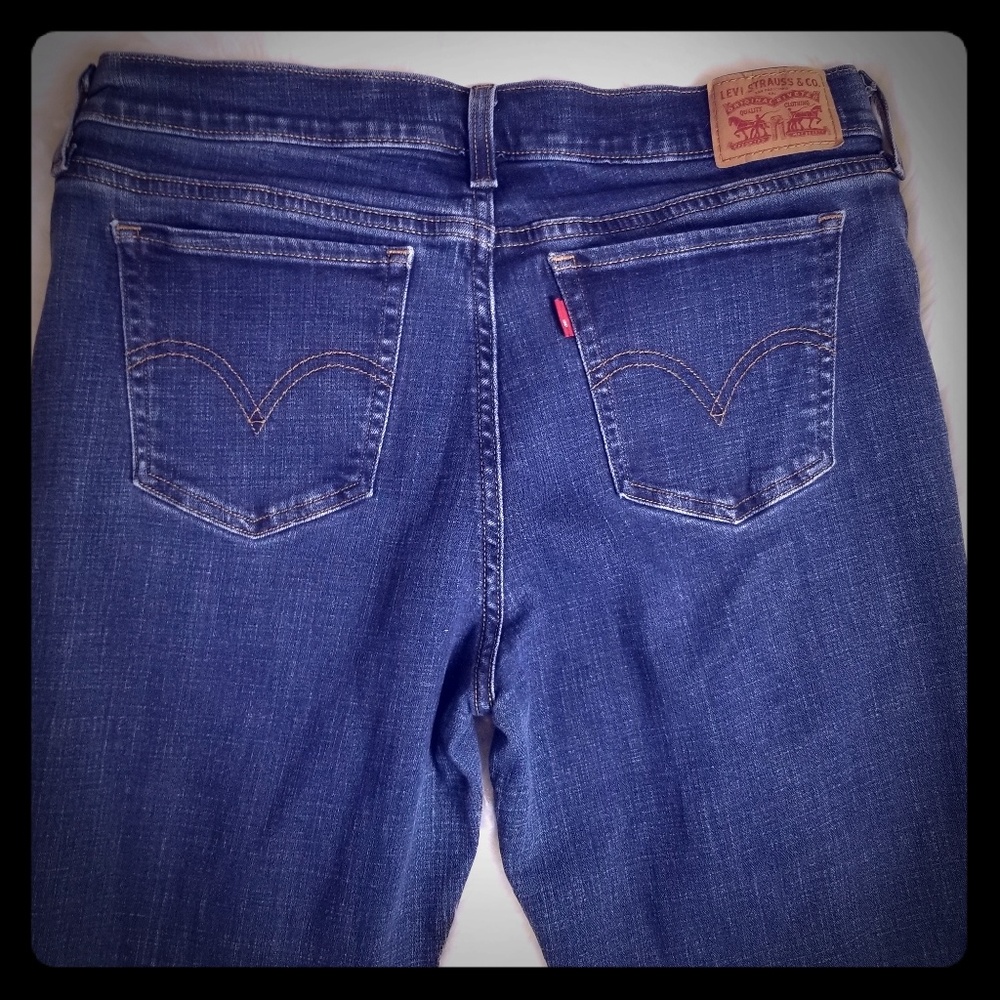 Levi's women capris,  size 31.